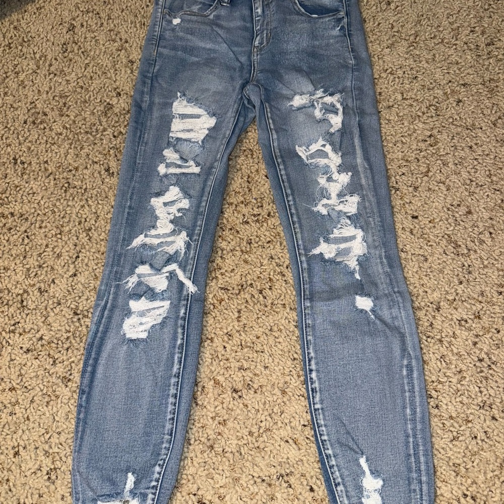 American Eagle Women’s Distressed Jeans